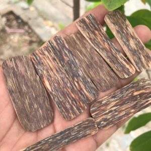 Miếng Trầm Để Túi